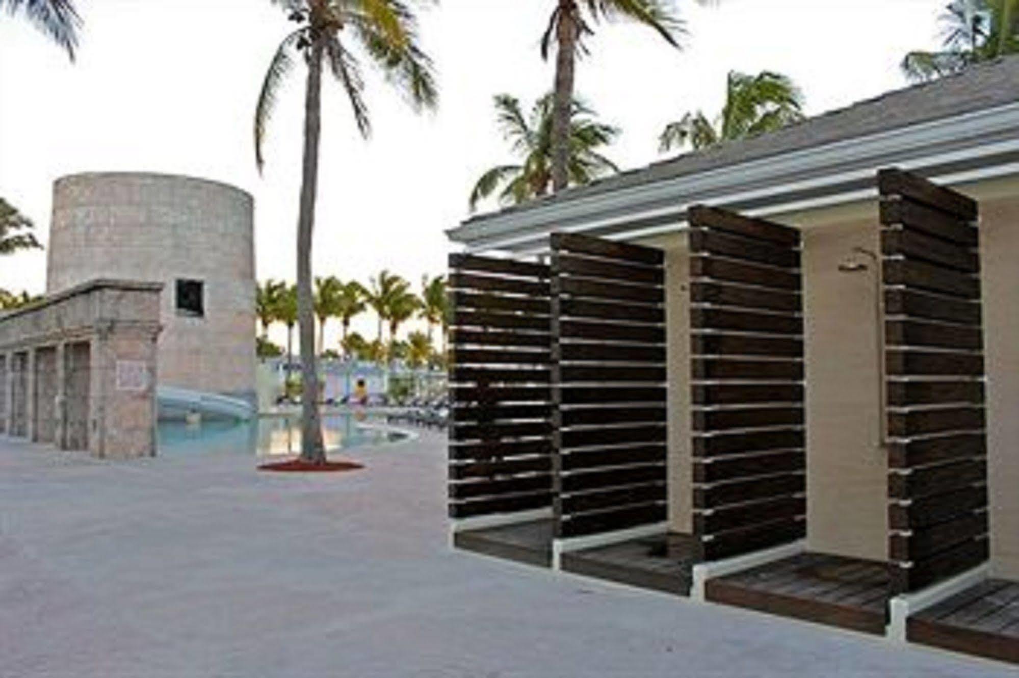 Memories Grand Bahama Hotel Freeport Exterior foto